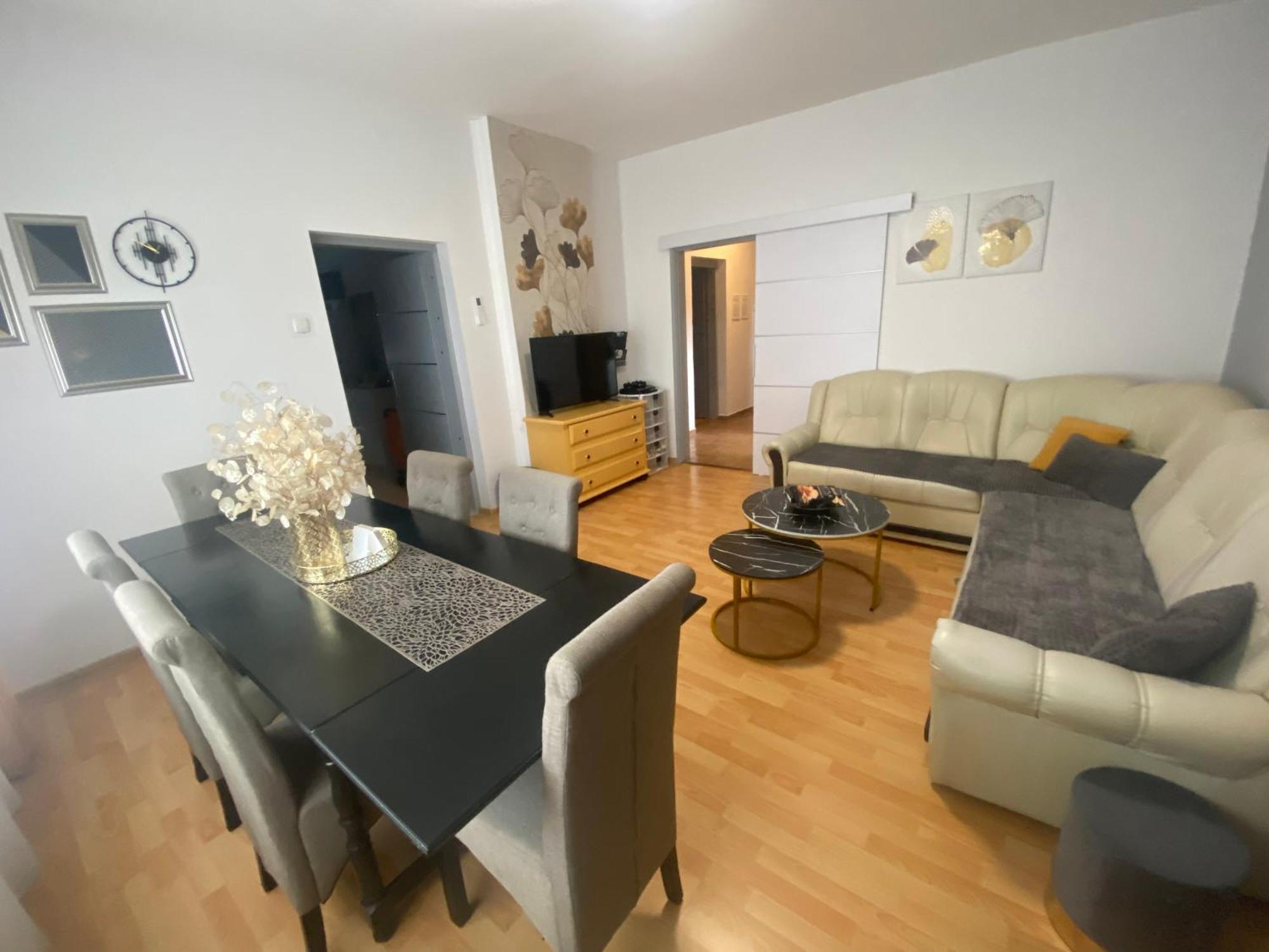 Apartman El Ogulin Exterior photo